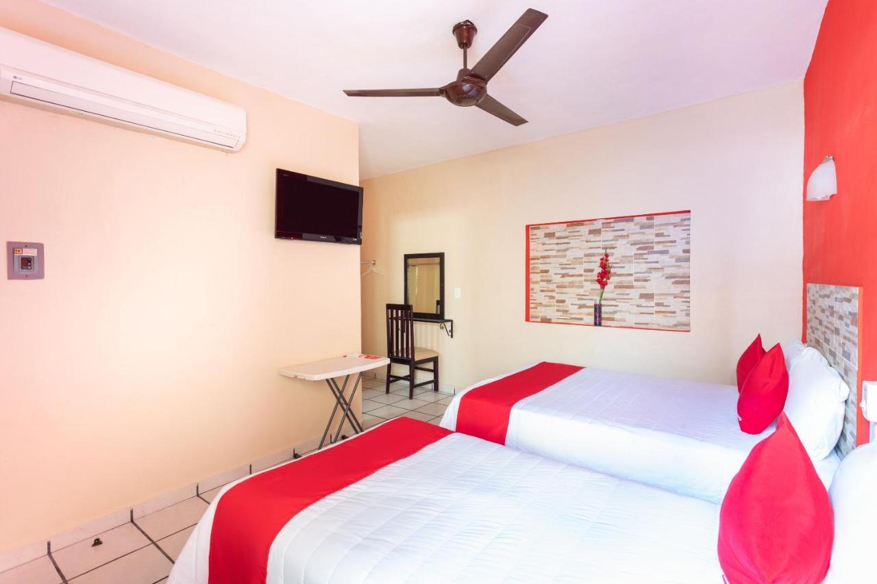 Hotel Costa Azul تْشيتومال المظهر الخارجي الصورة