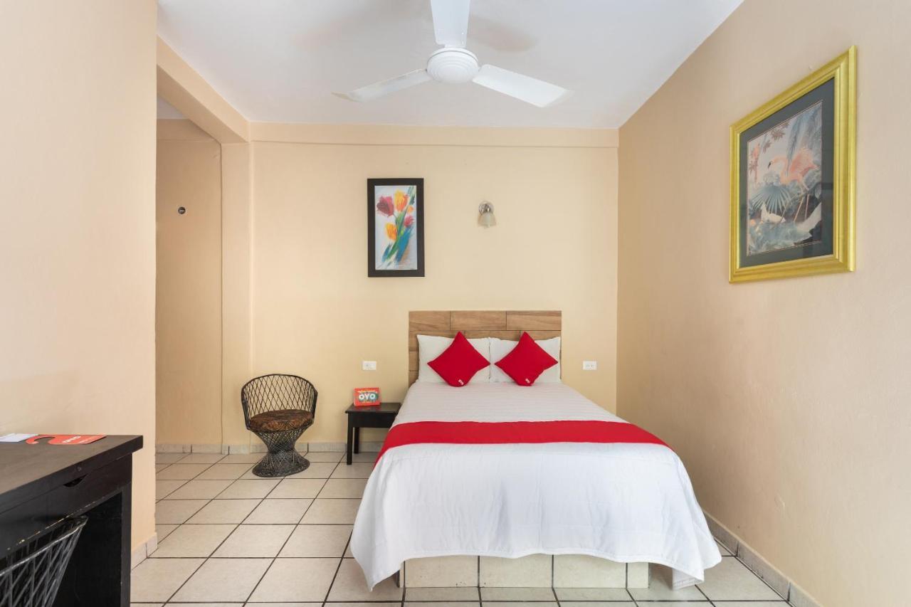 Hotel Costa Azul تْشيتومال المظهر الخارجي الصورة
