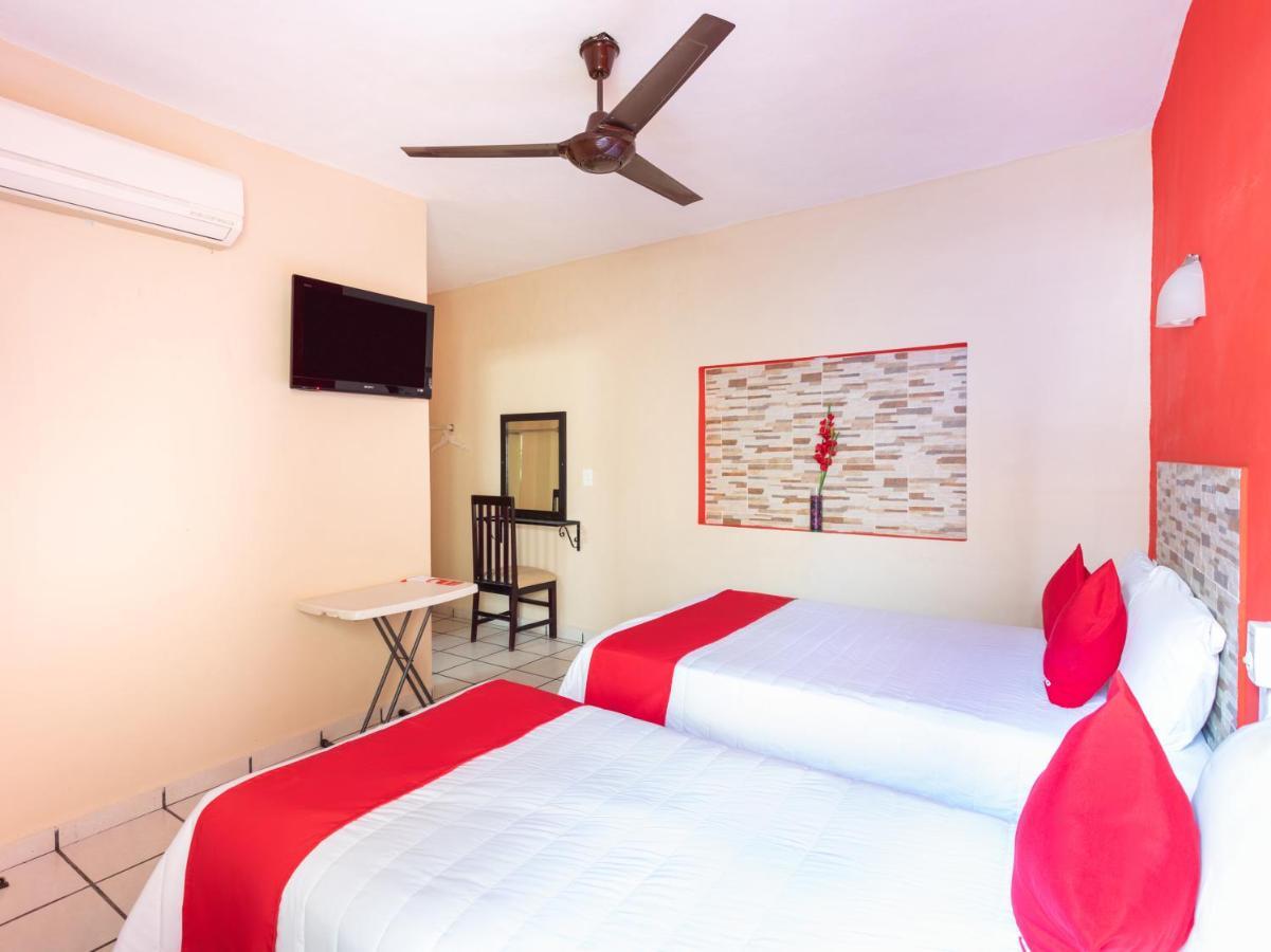 Hotel Costa Azul تْشيتومال المظهر الخارجي الصورة
