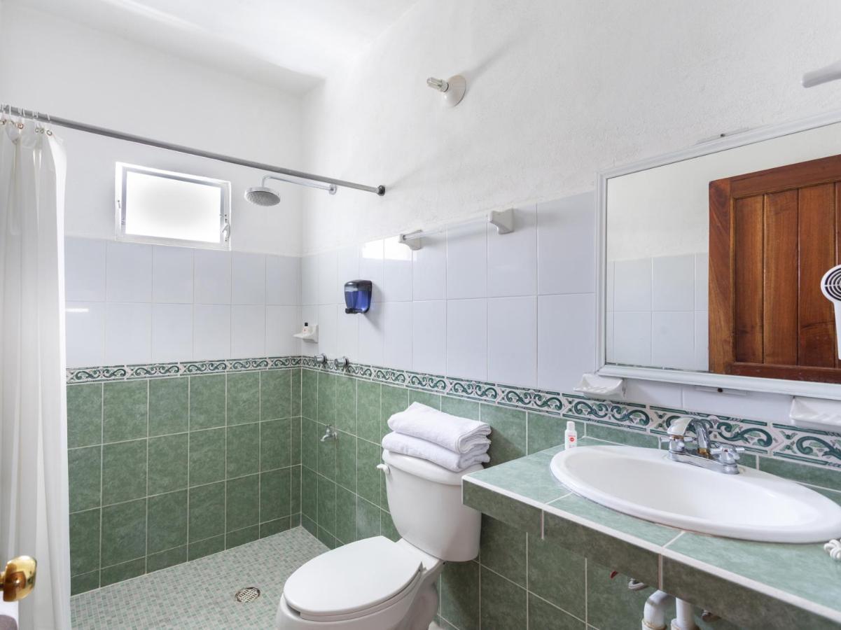 Hotel Costa Azul تْشيتومال المظهر الخارجي الصورة